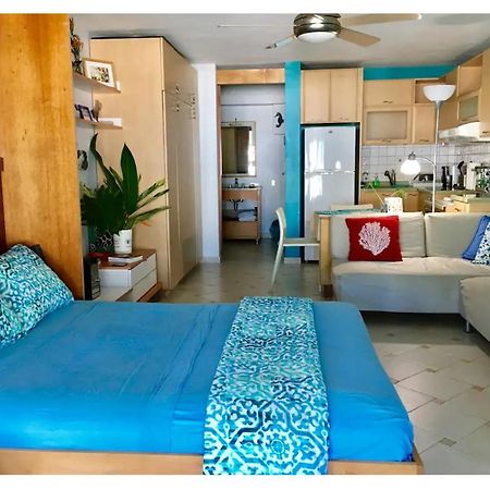 Cozy Beachfront Studio San Juan Luaran gambar